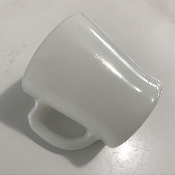 Vintage Fire King Mug - Picture 2 of 5